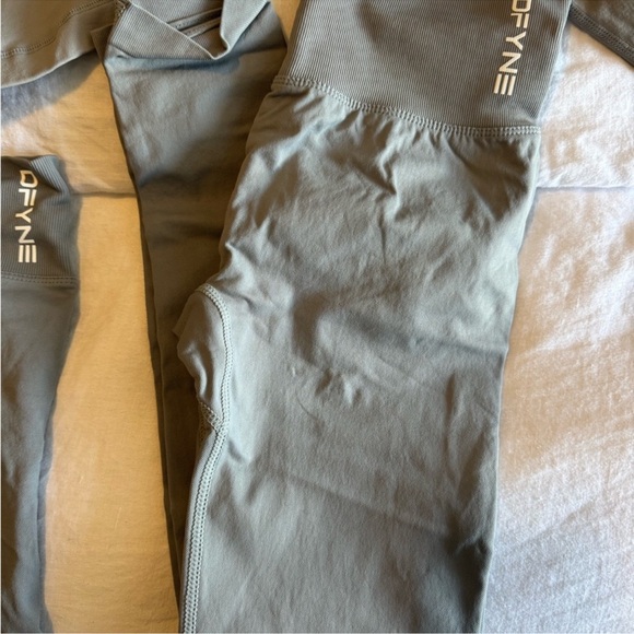 Dfyne matching set - Picture 4 of 6